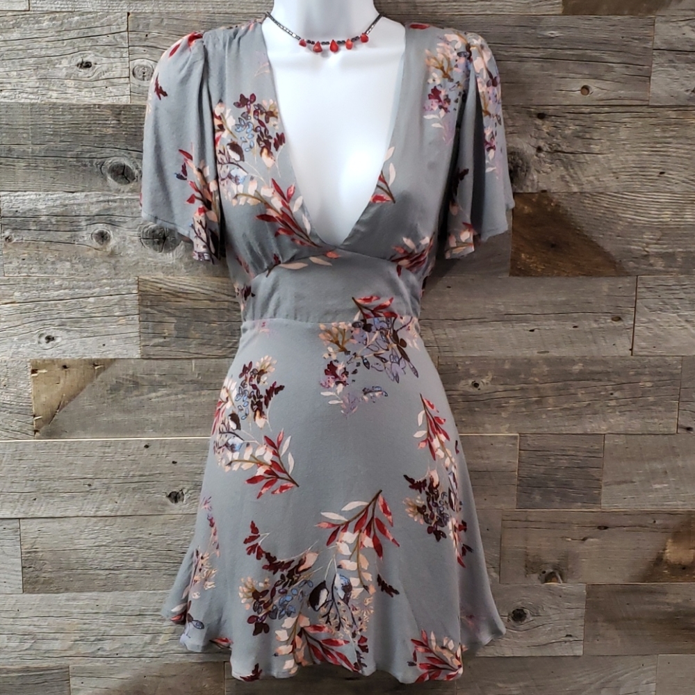 NWT blue blush floral mini dress